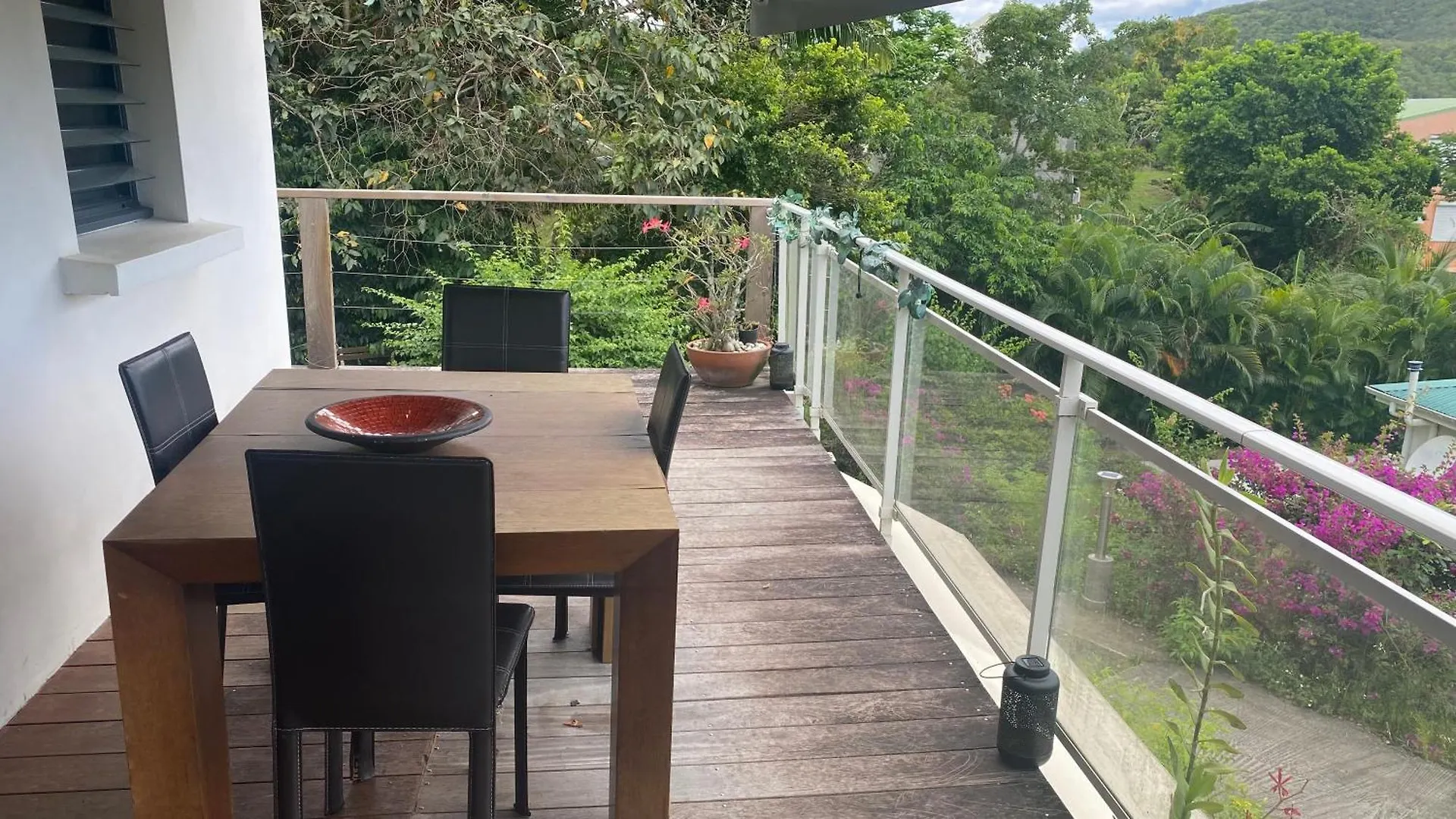 아파트 Villa La Mahaudiere 1Er Etage 데샤이에스 과달루프
