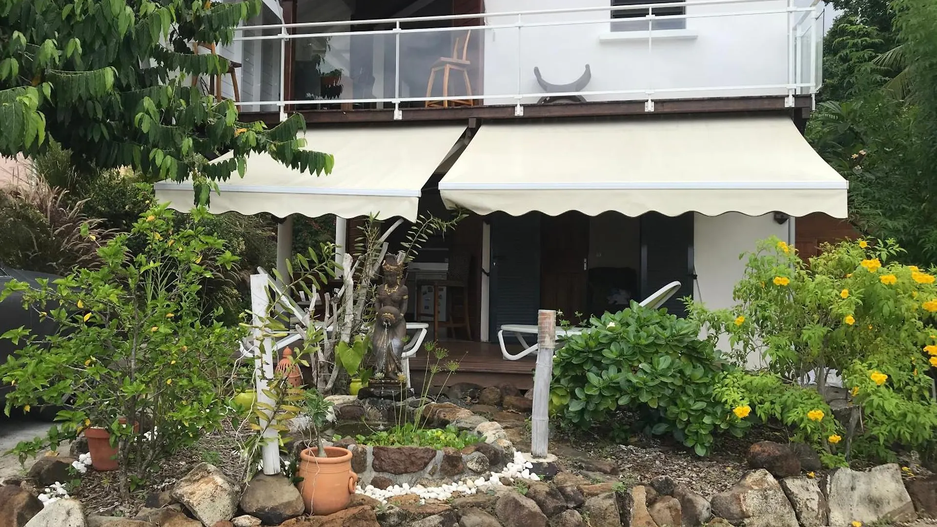 Villa La Mahaudiere 1Er Etage 데샤이에스 0*,  과달루프